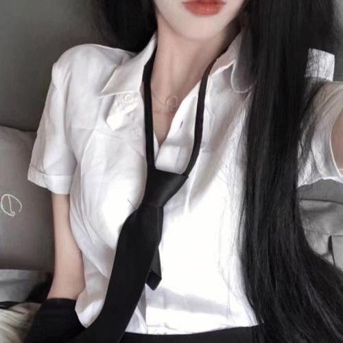 局外人:穷街陋巷